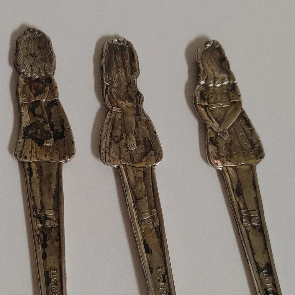 Full Set Carlton Silver Plate Dionne Quintuplets Spoons